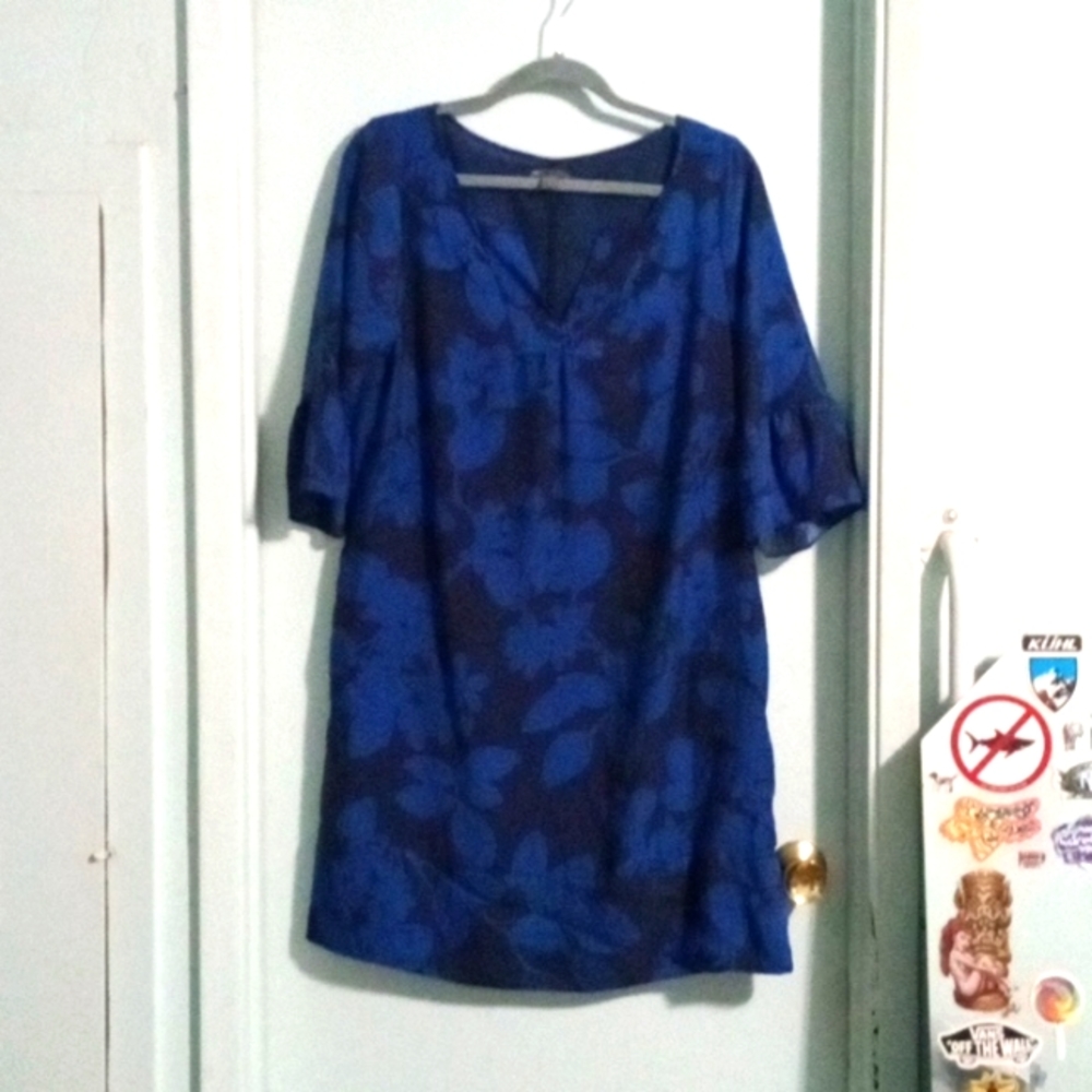 Gap lightweight floral dress